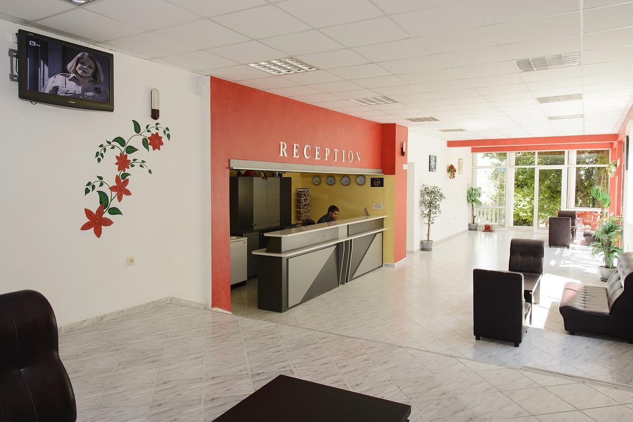 Zdravets - Free Parking Hotel Golden Sands Bagian luar foto